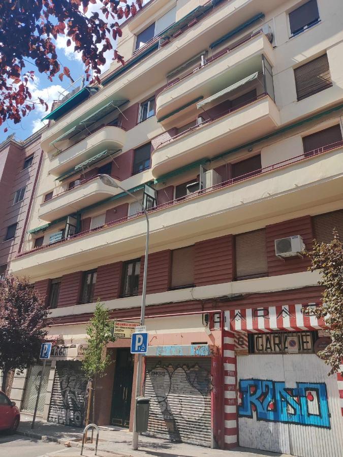 Duplex En Chamberi Osoteca Lägenhet Madrid Exteriör bild